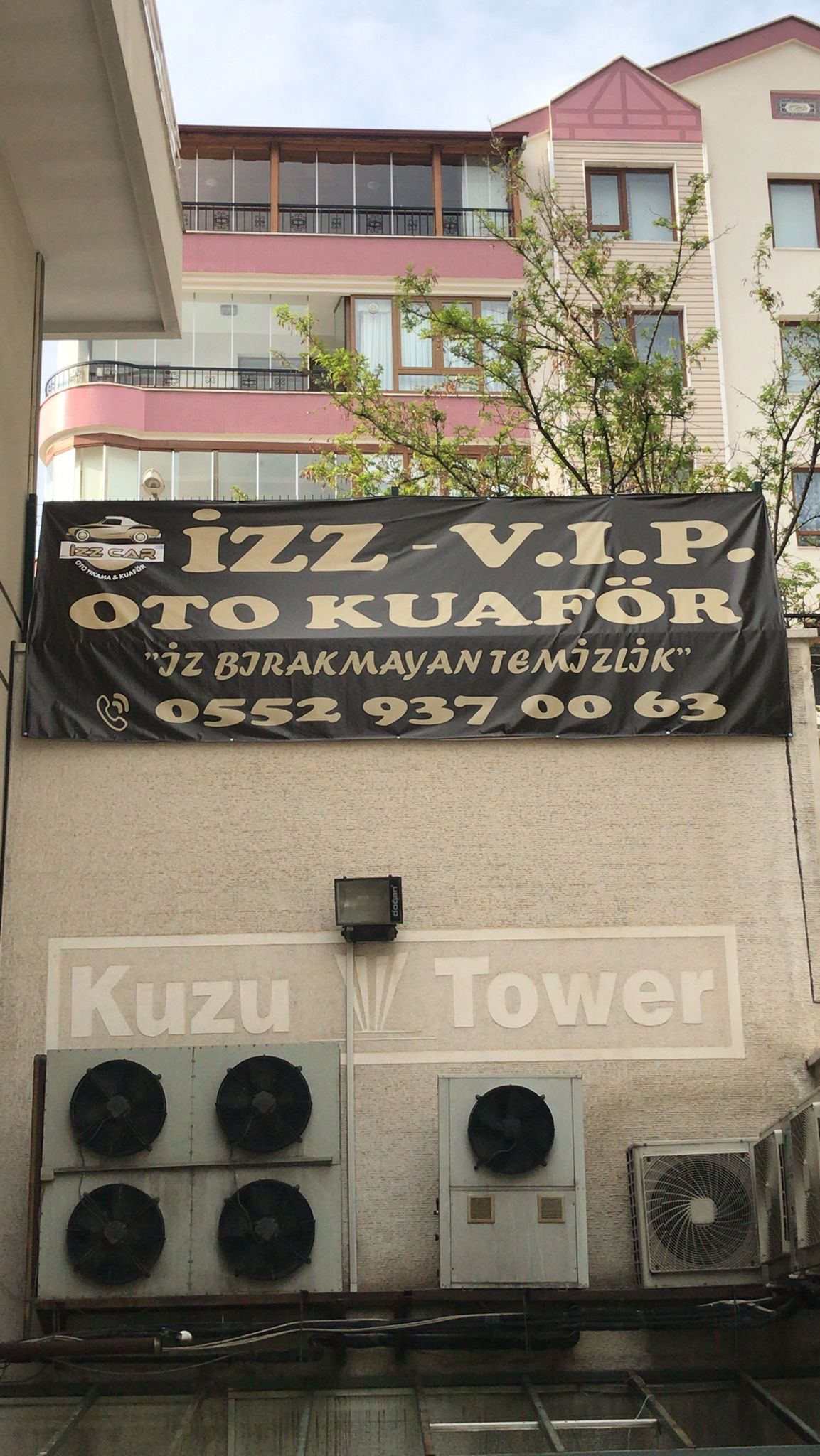 İZZ CAR VIP OTO KUAFÖR - ETLİK