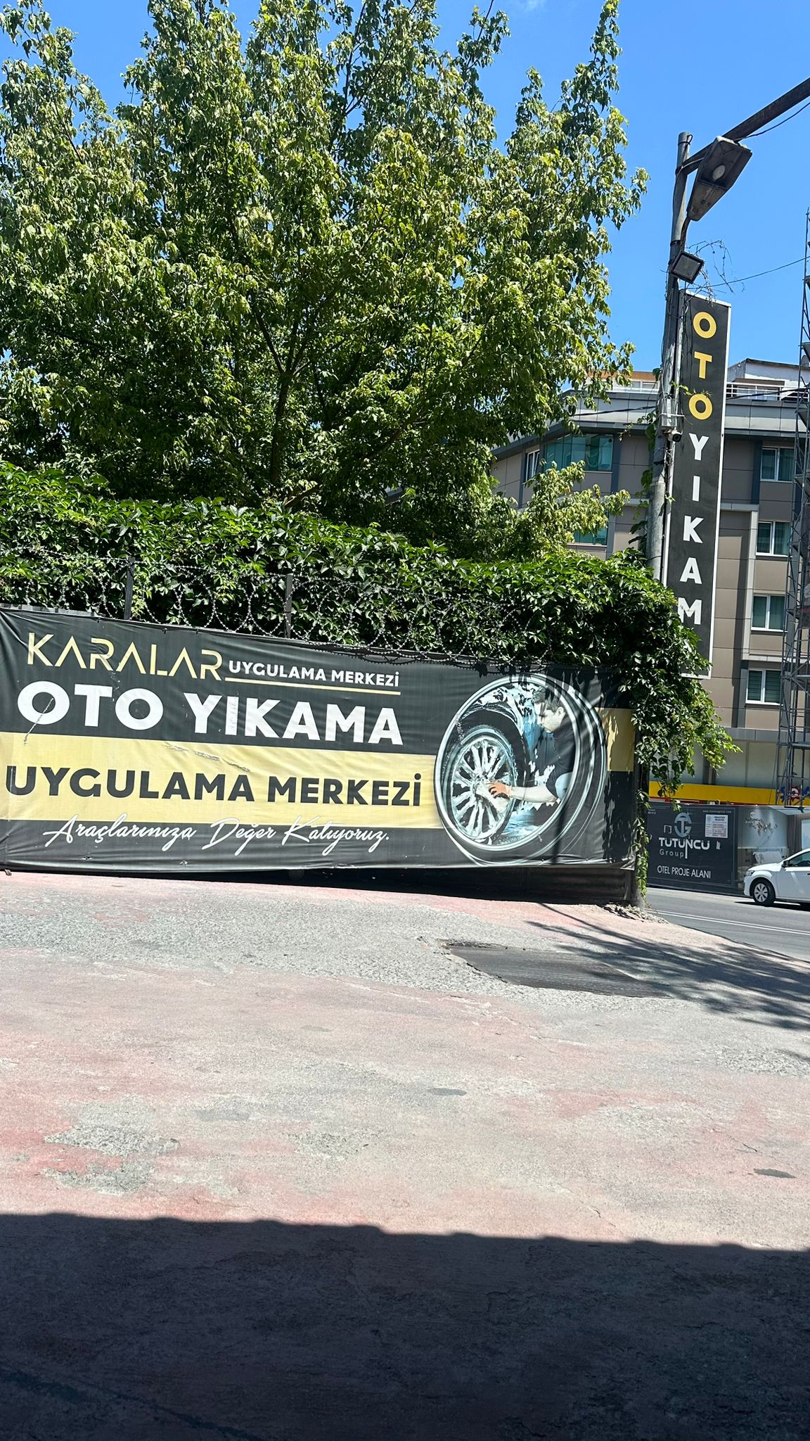 KARALAR OTO YIKAMA - ARNAVUTKÖY