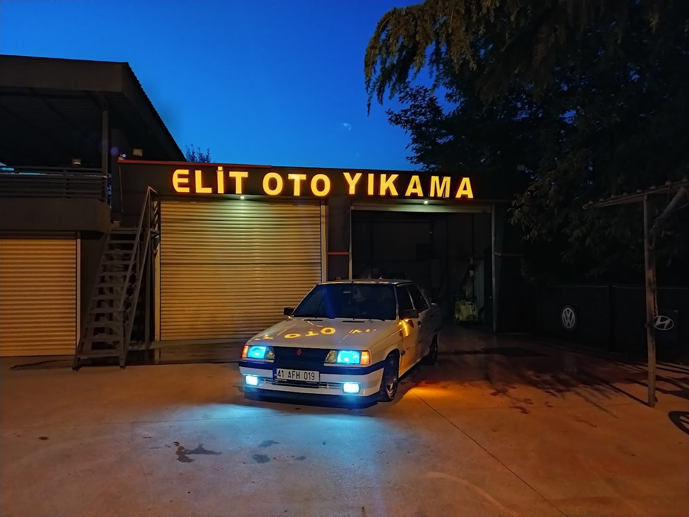 ELİT OTO YIKAMA - BAŞİSKELE