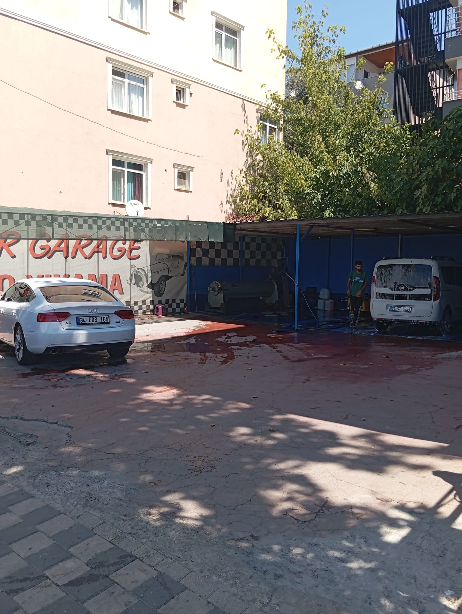 CADDE OTO YIKAMA - KARTAL