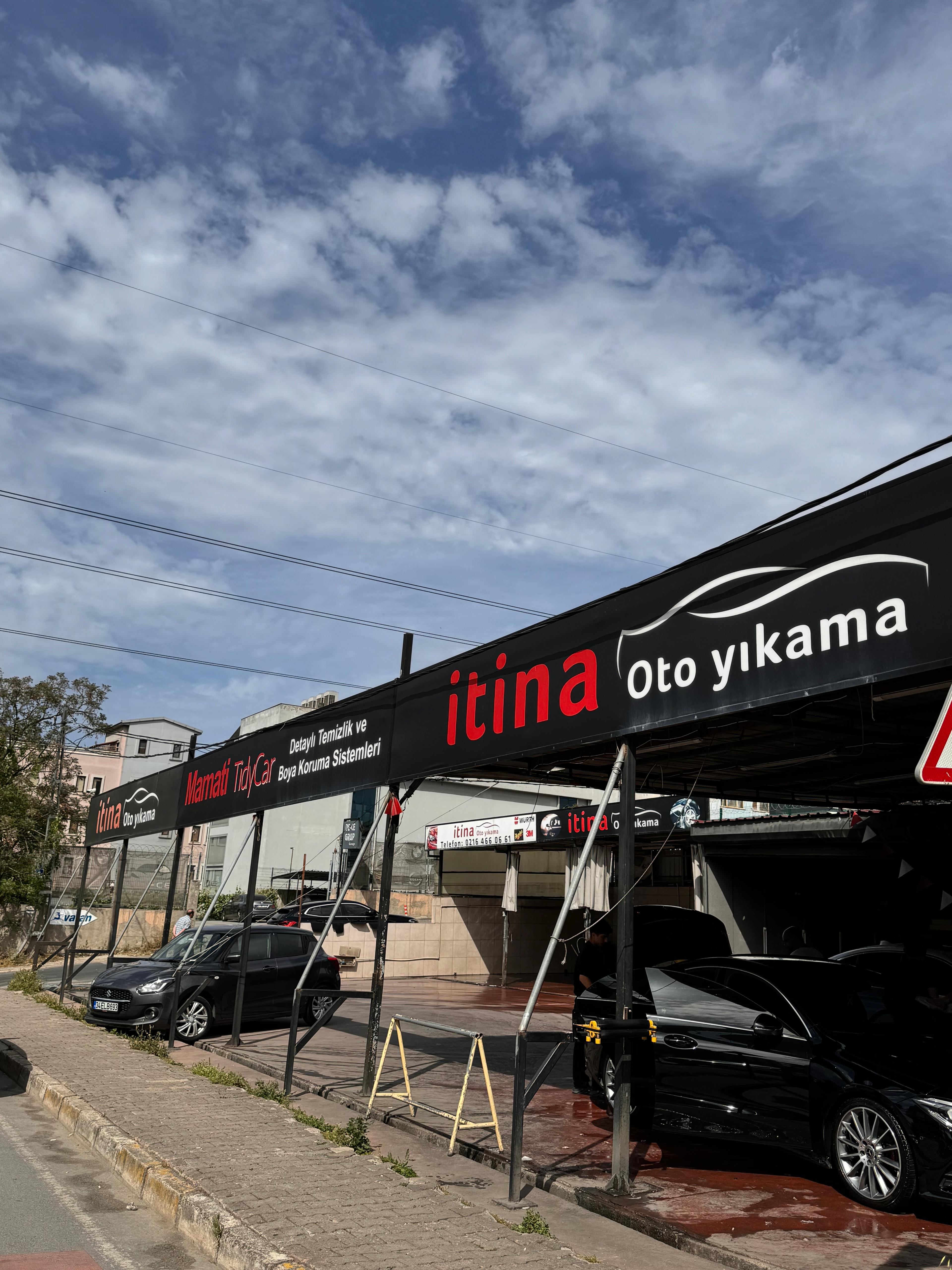 İTİNA OTO YIKAMA - ÜMRANİYE