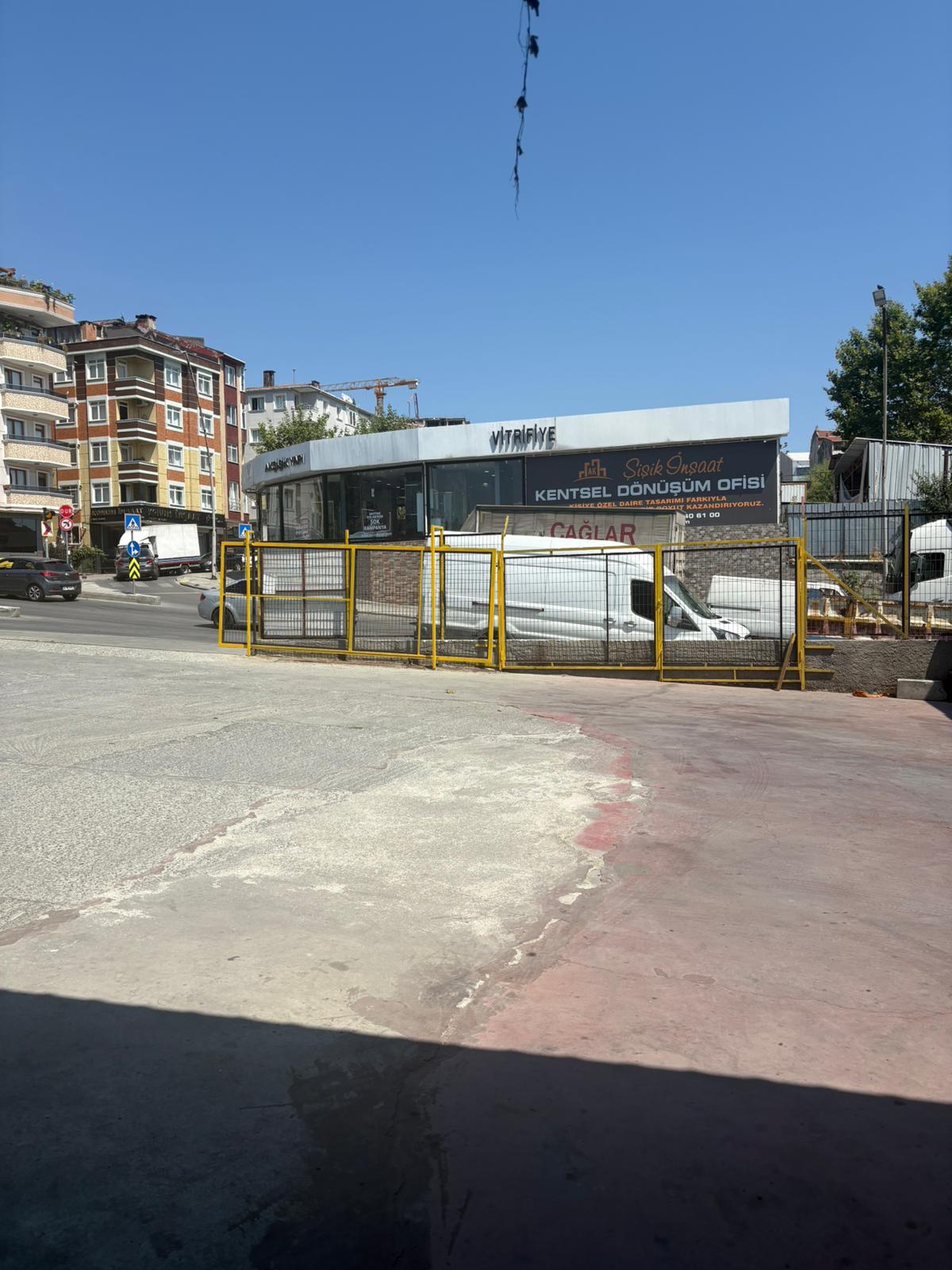 QLAND AUTO GARAGE OTO YIKAMA - BAHÇELİEVLER