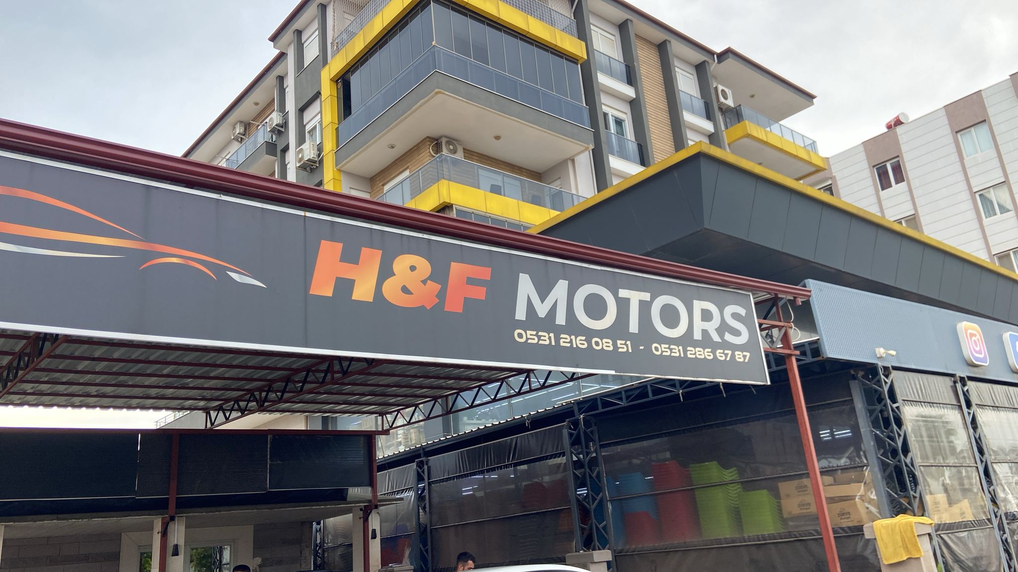 H & F CAR WASH OTO YIKAMA - DÖŞEMEALTI