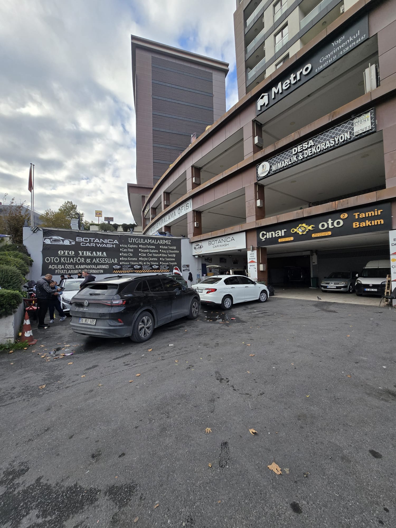 BOTANICA CAR WASH OTO YIKAMA - ESENYURT