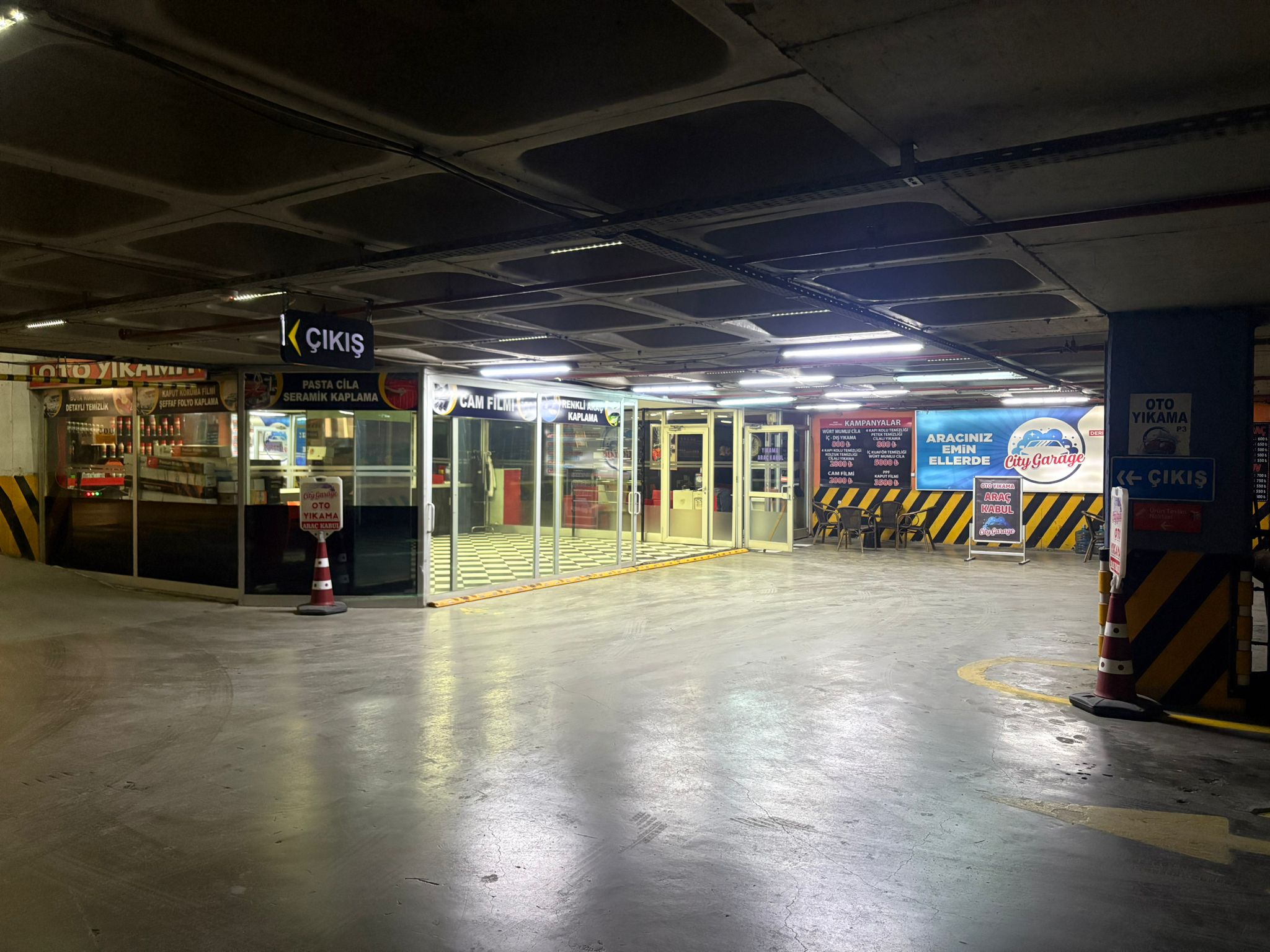 A CİTY OTO YIKAMA - YENİMAHALLE  - Detaylı Iç Temizlik (Kuaför)